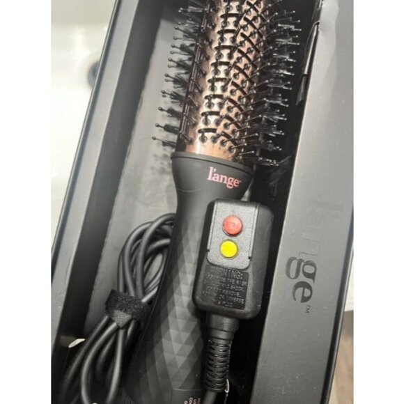 Le Volume 2-in-1 Titanium Blow Dryer Brush Hot Air Brush in One with Oval Barrel